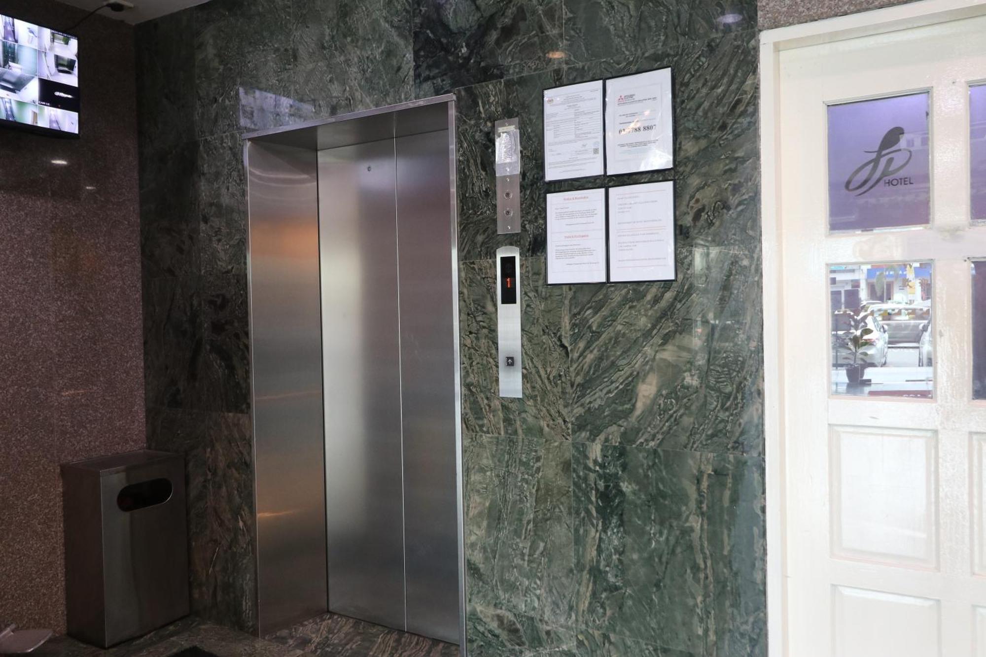 Hotel Sri Puchong Zewnętrze zdjęcie